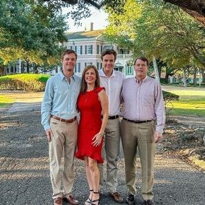 Meet your Posher, Ellen